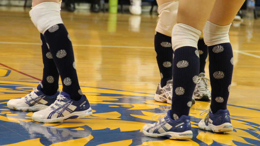 How to Choose Volleyball Shoes - Athlete Audit